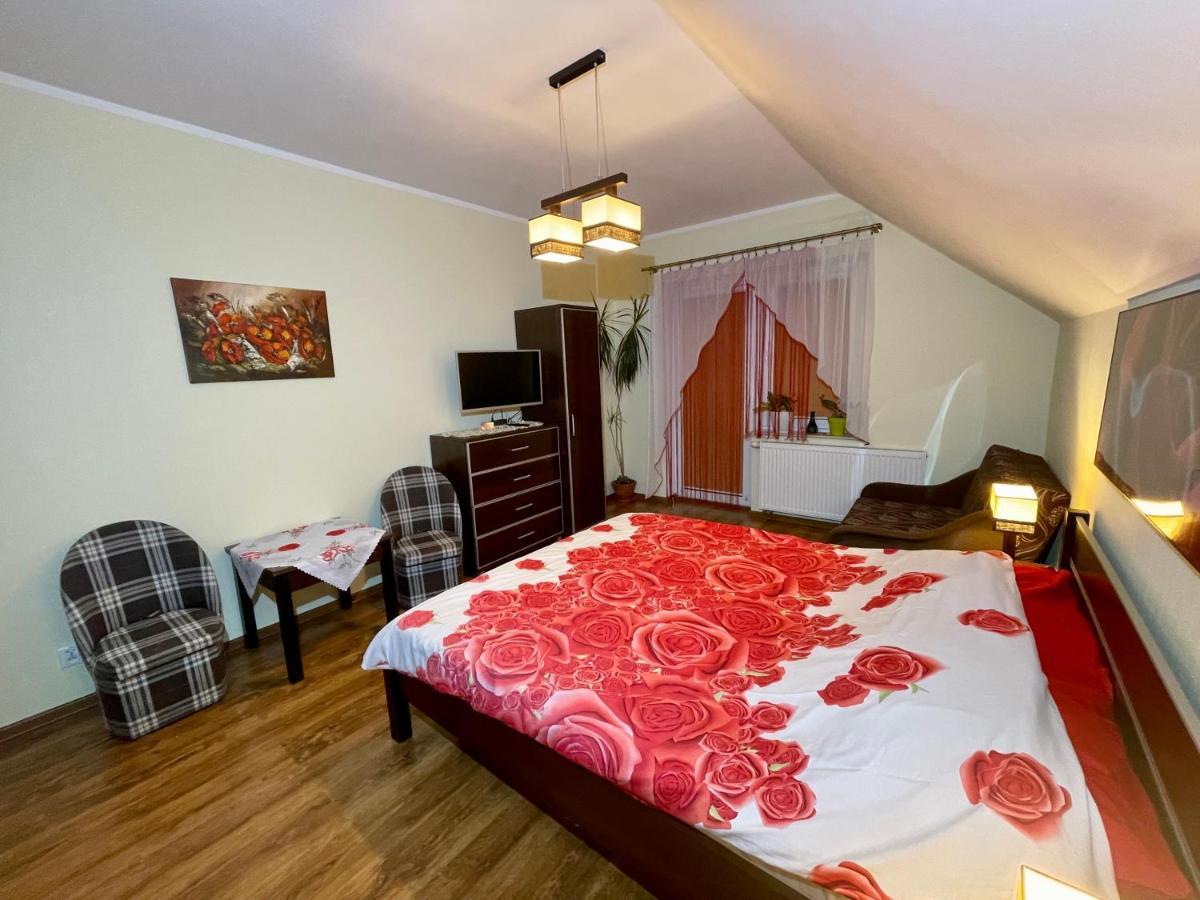 Red Rose Apartment วาดีสวาโวโว ภายนอก รูปภาพ