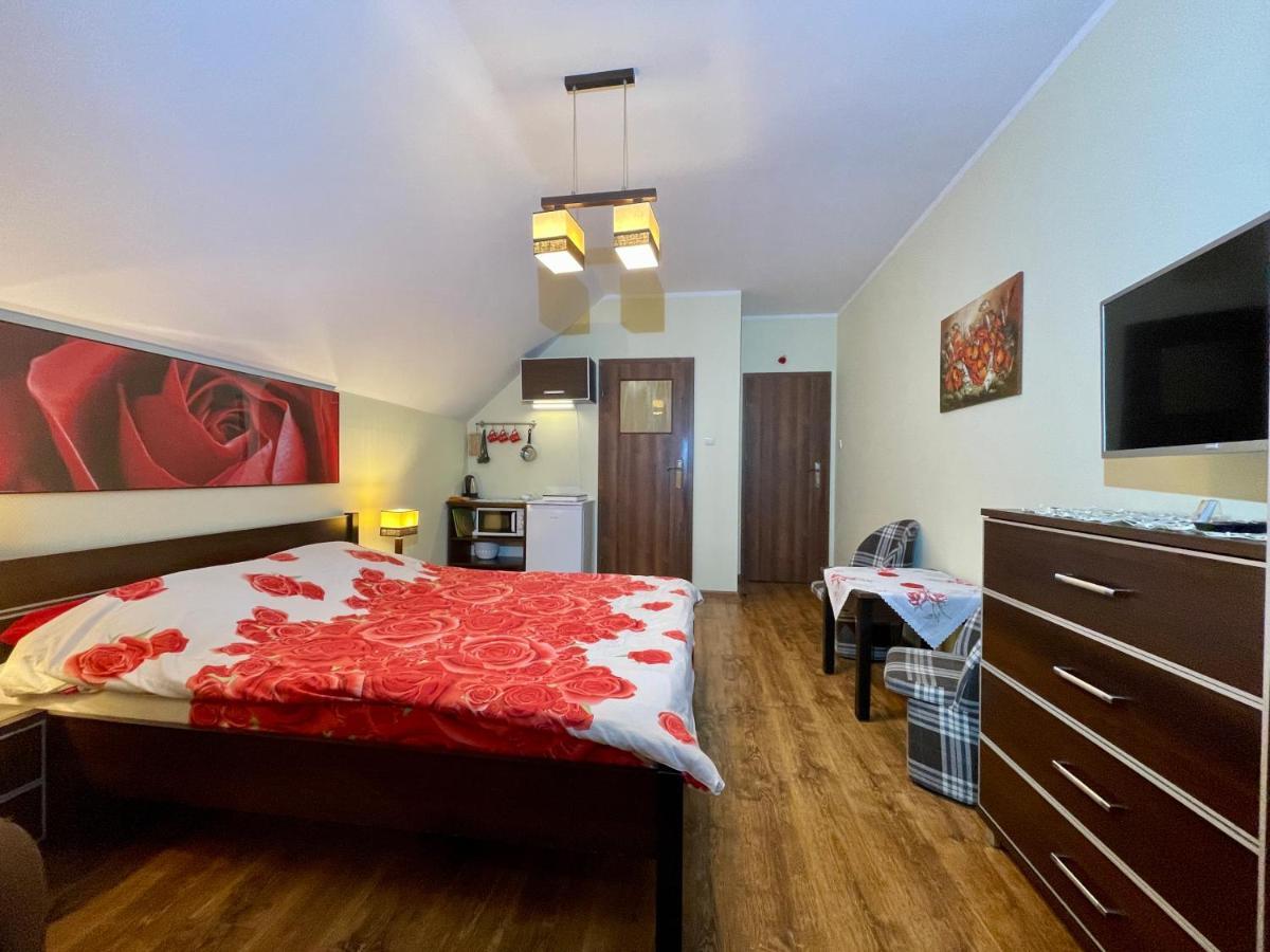 Red Rose Apartment วาดีสวาโวโว ภายนอก รูปภาพ
