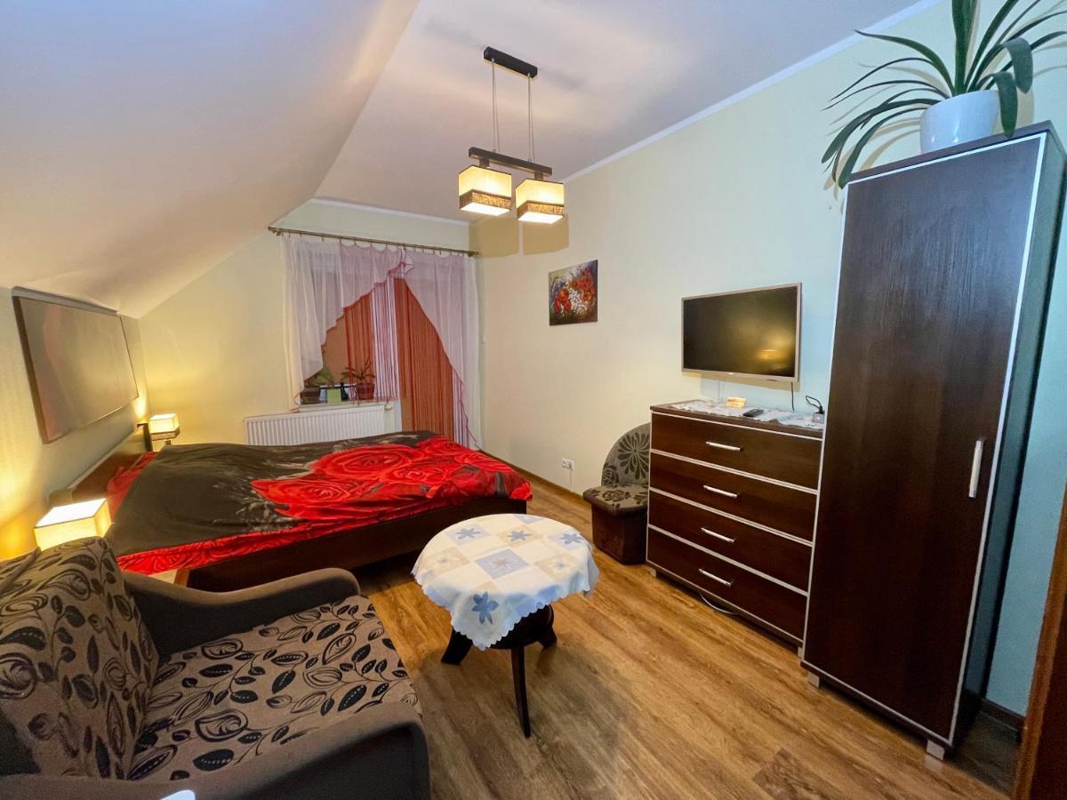 Red Rose Apartment วาดีสวาโวโว ภายนอก รูปภาพ