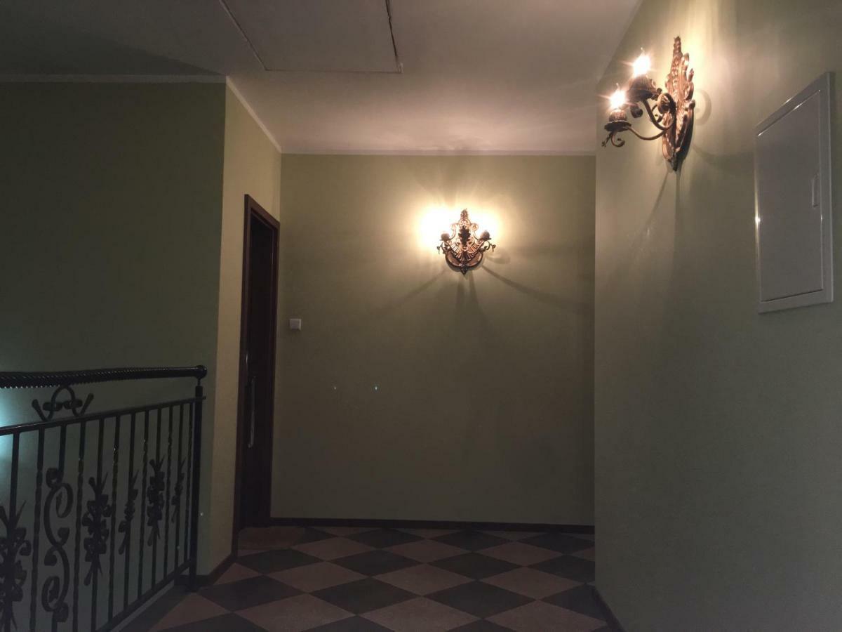 Red Rose Apartment วาดีสวาโวโว ภายนอก รูปภาพ